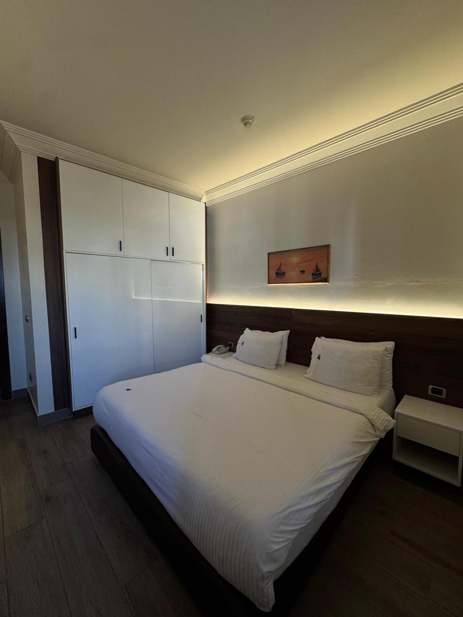 Ny Suites Бейрут Экстерьер фото